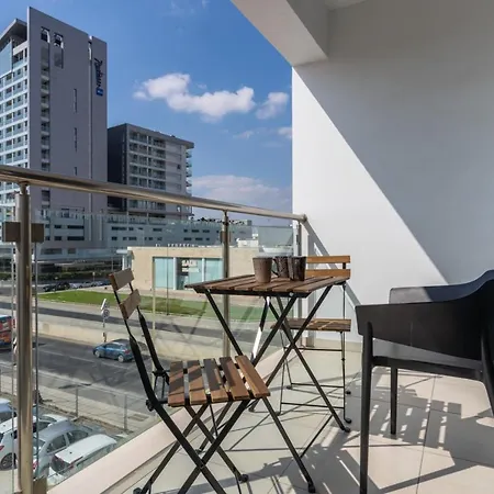 Harbor 203 Stylish 1-bedroom In * Larnaca